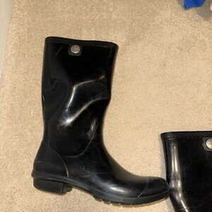 ugg rain boots